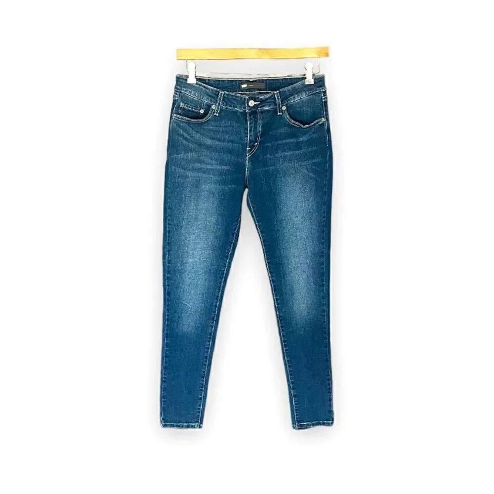 LEVI’s | 99% Cotton Medium Wash High-Rise Jeggings (32x30)